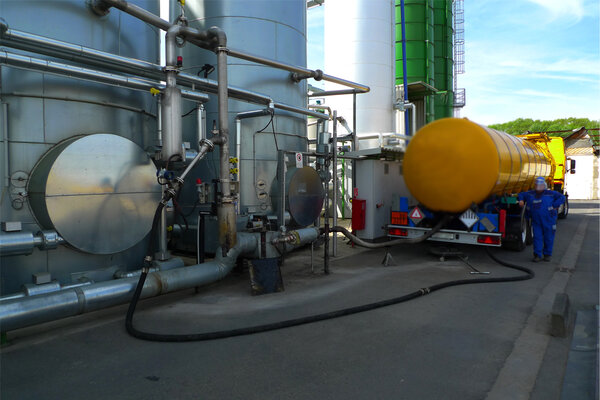 Déplacement des gaz / gaz pendulaire / récupération des gaz d'essence